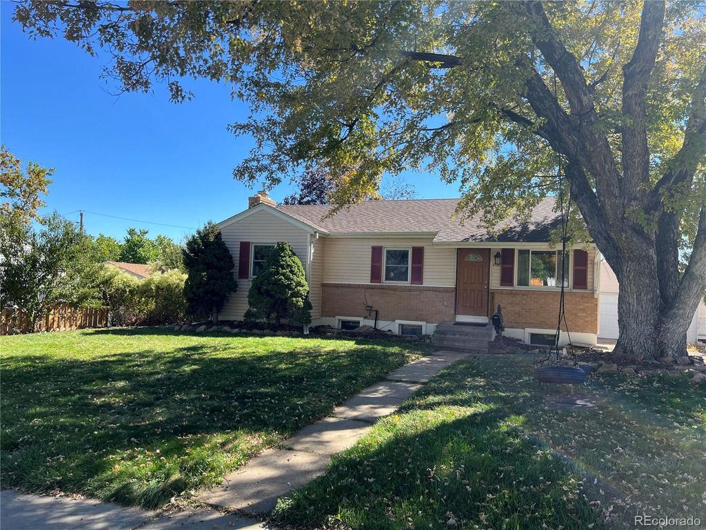Photo of 2720 Barnhart Street, Thornton, CO 80229 (MLS # 8991699)