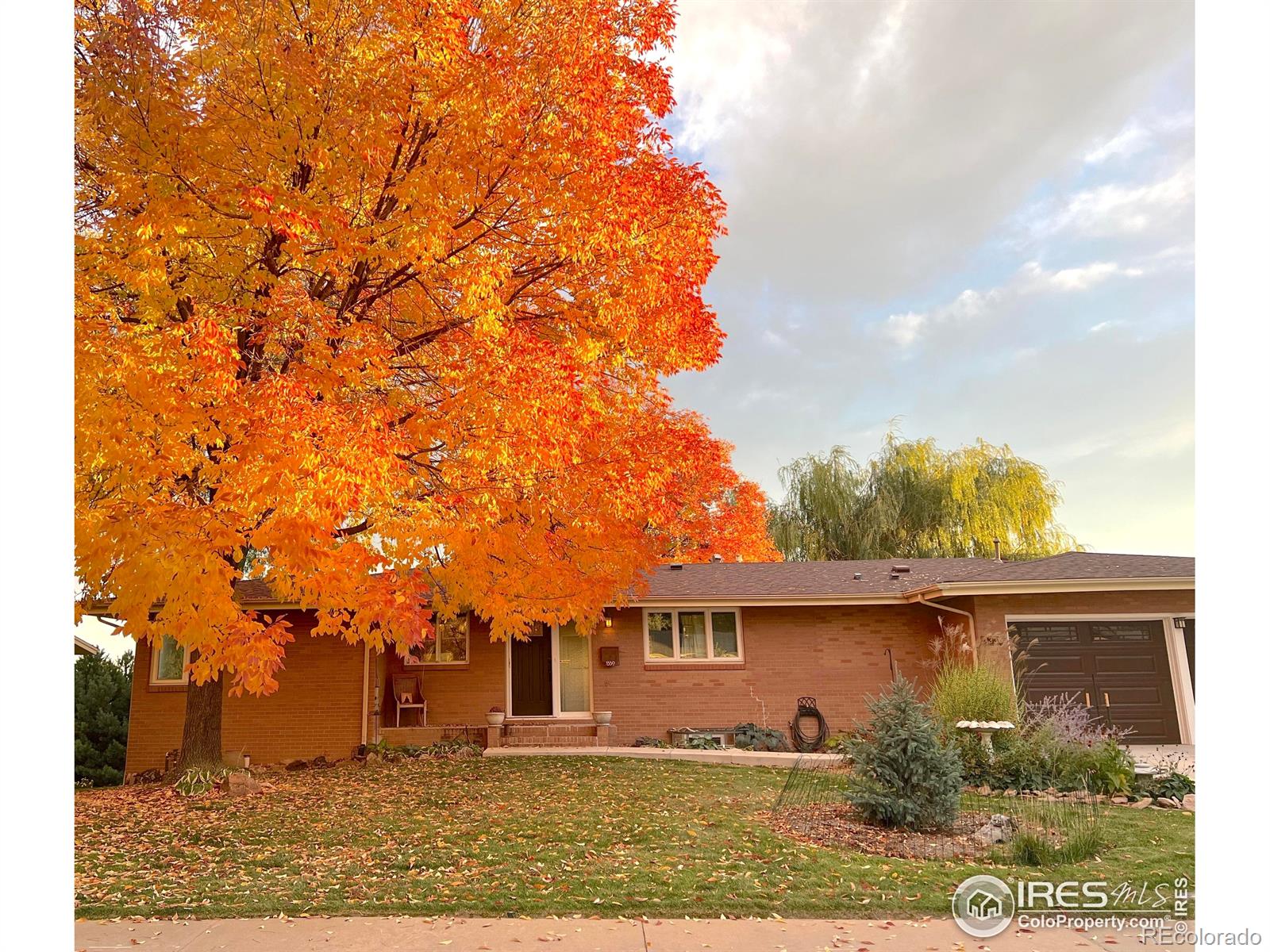 1330 W 6th Street