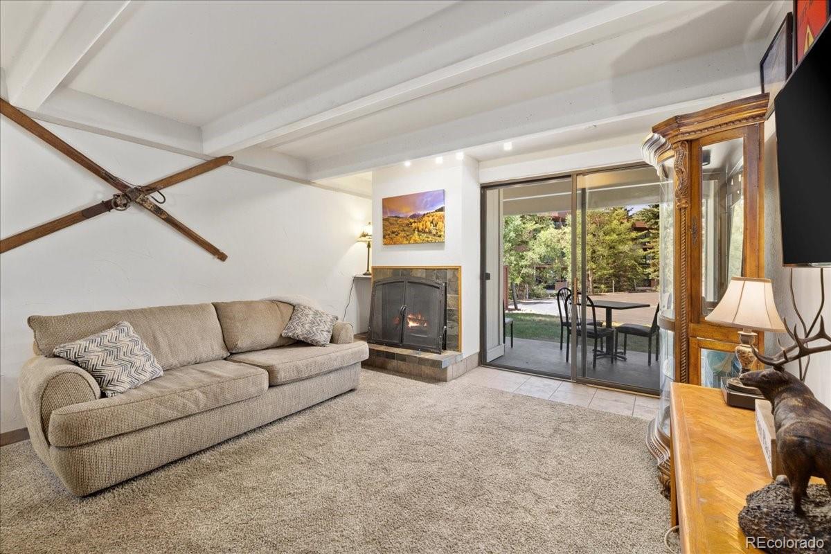 220 E La Bonte Street 130