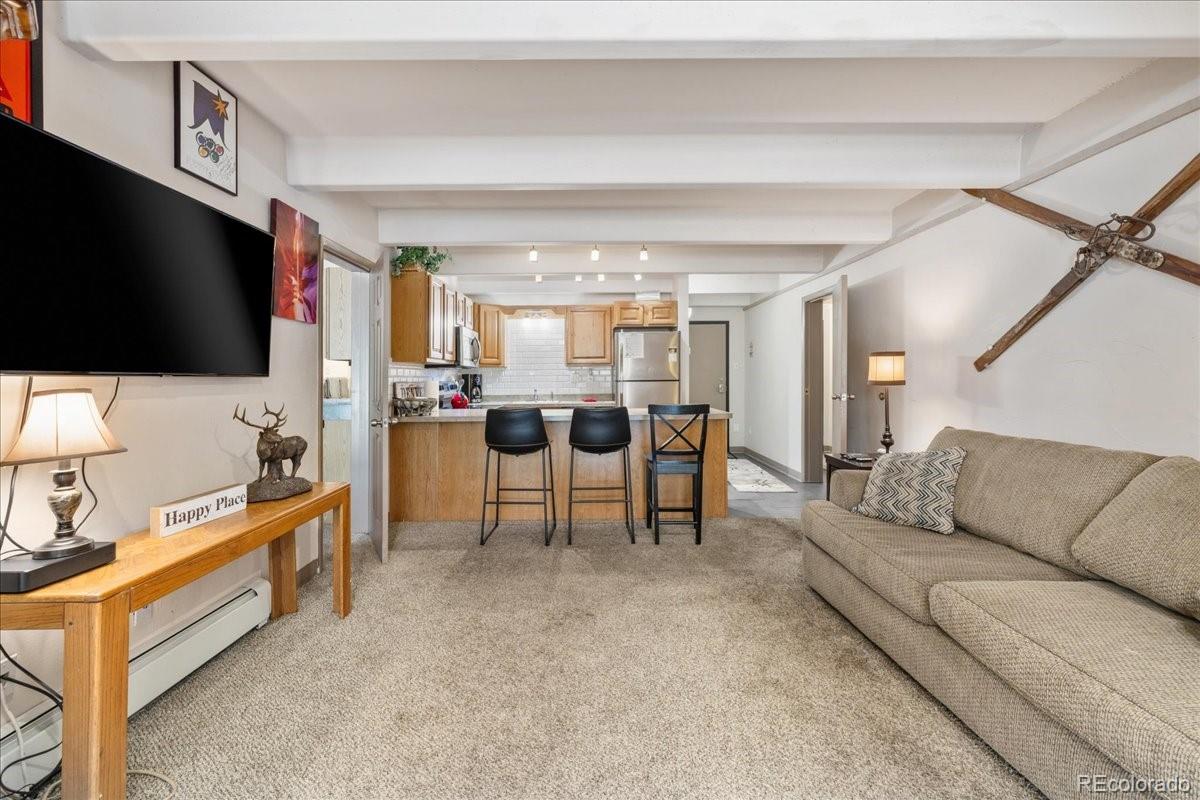 220 E La Bonte Street 130
