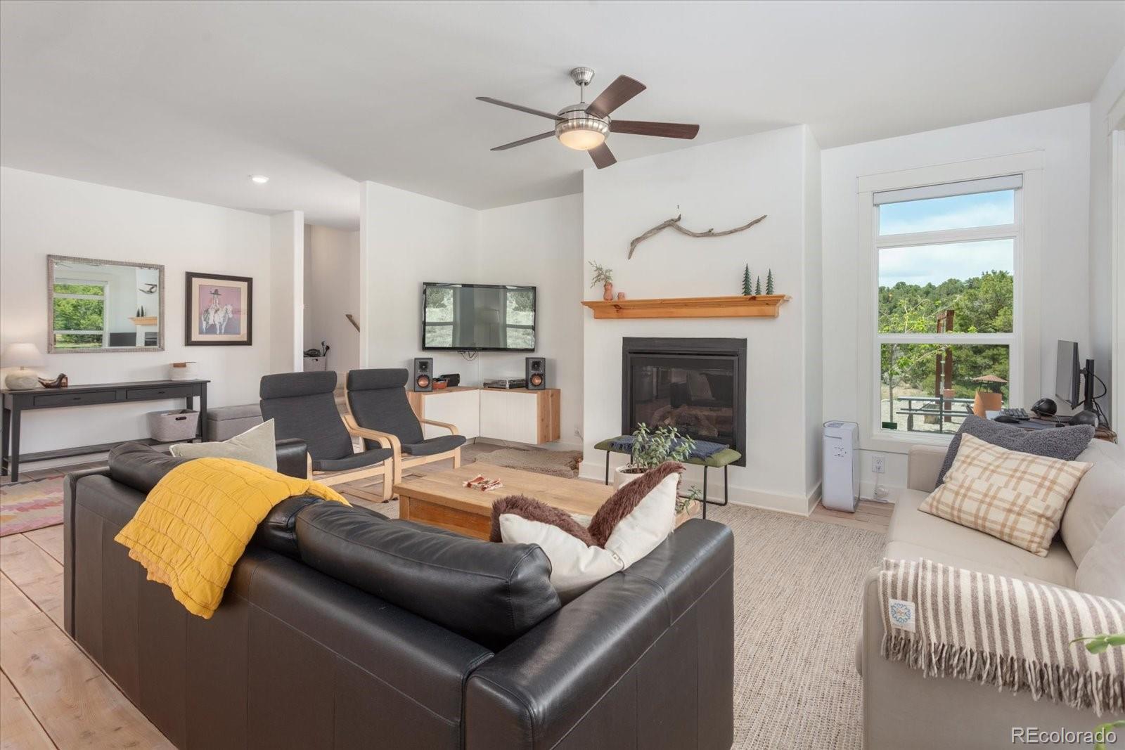 14051 US Highway 285