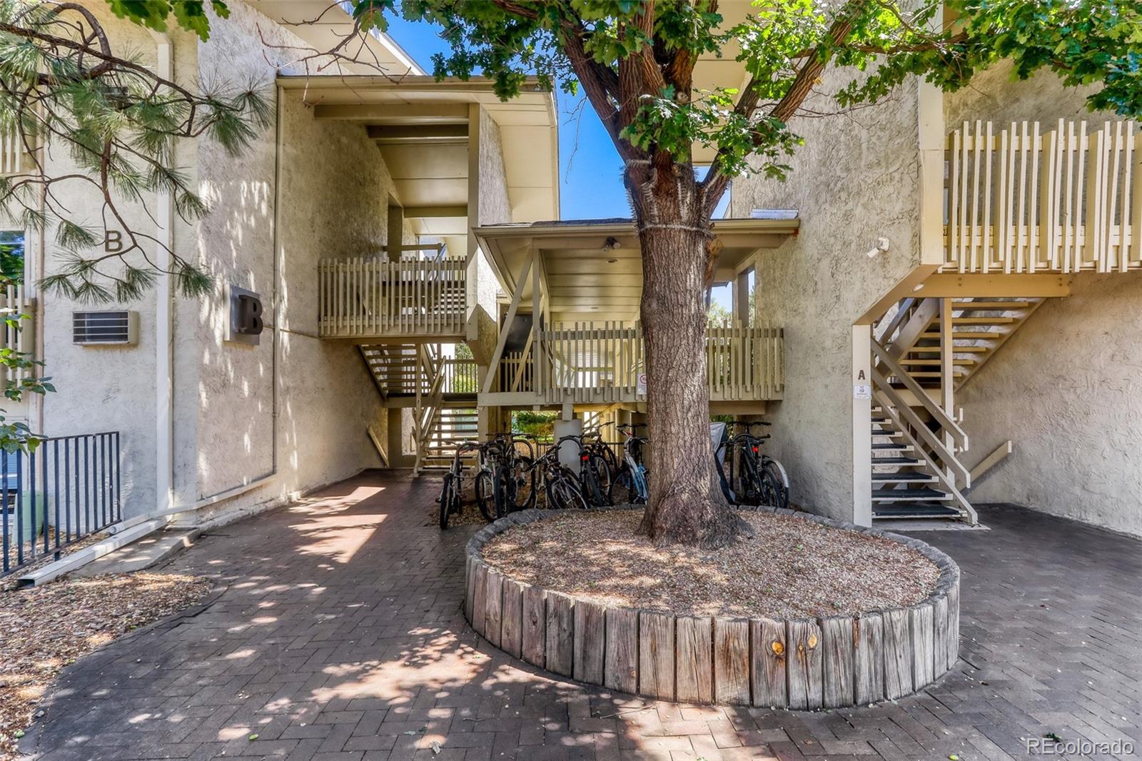 2707 Valmont Road 211B