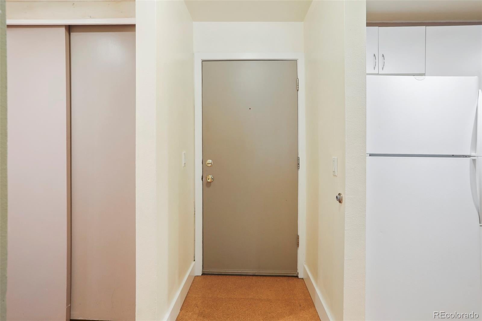 2707 Valmont Road 211B