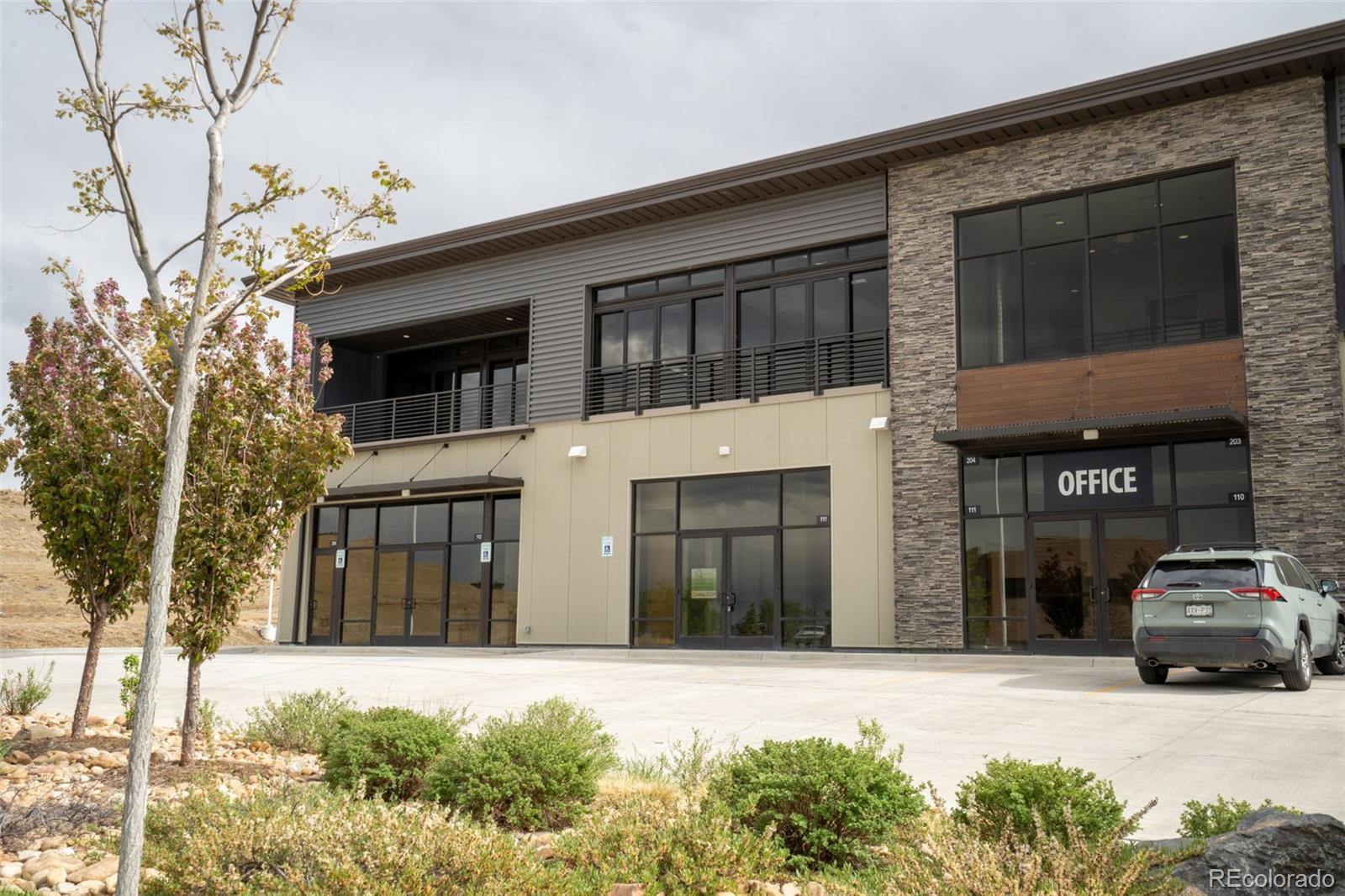 1360 Horizon Avenue 111