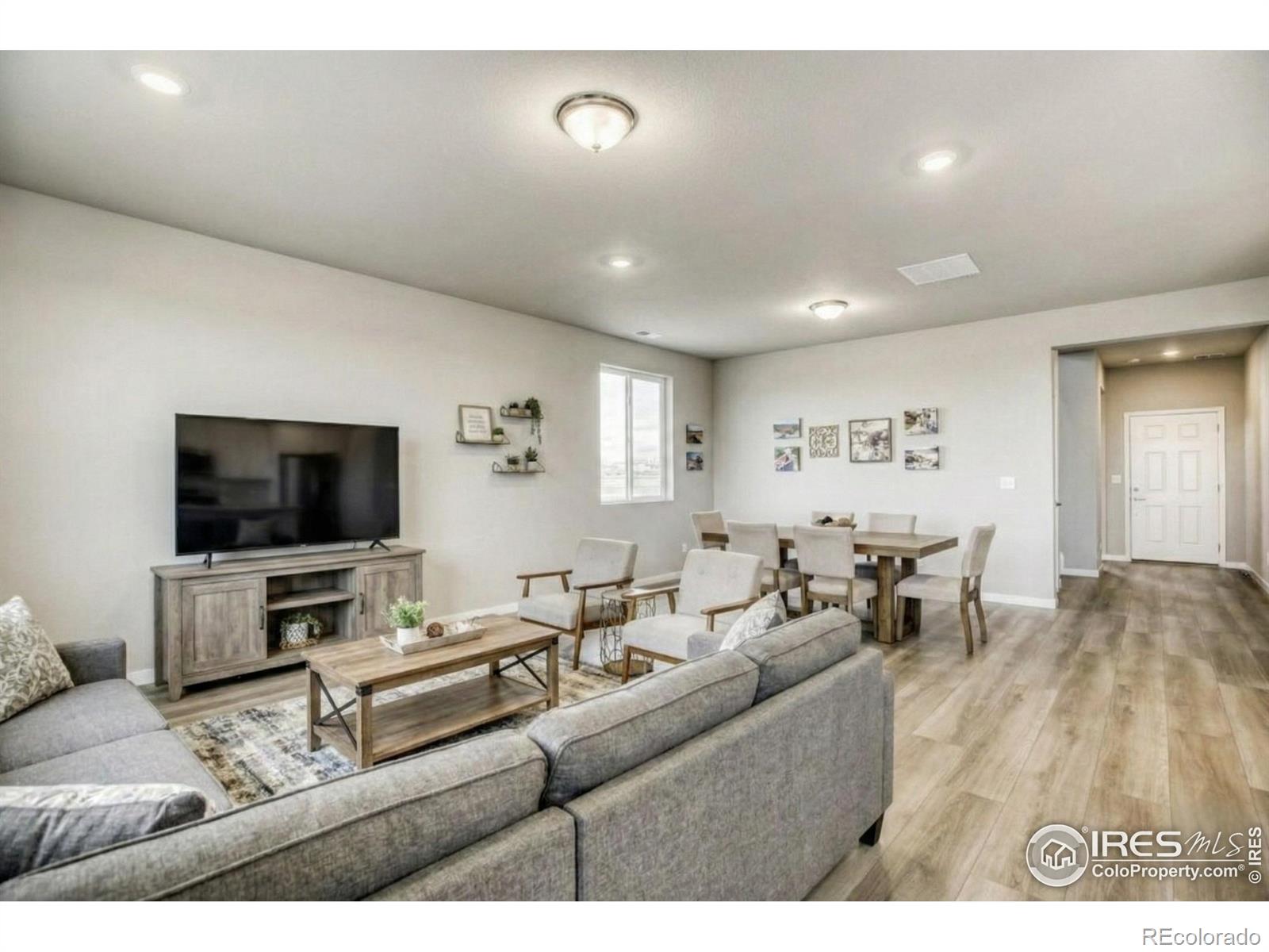 7337 Arkansas Street