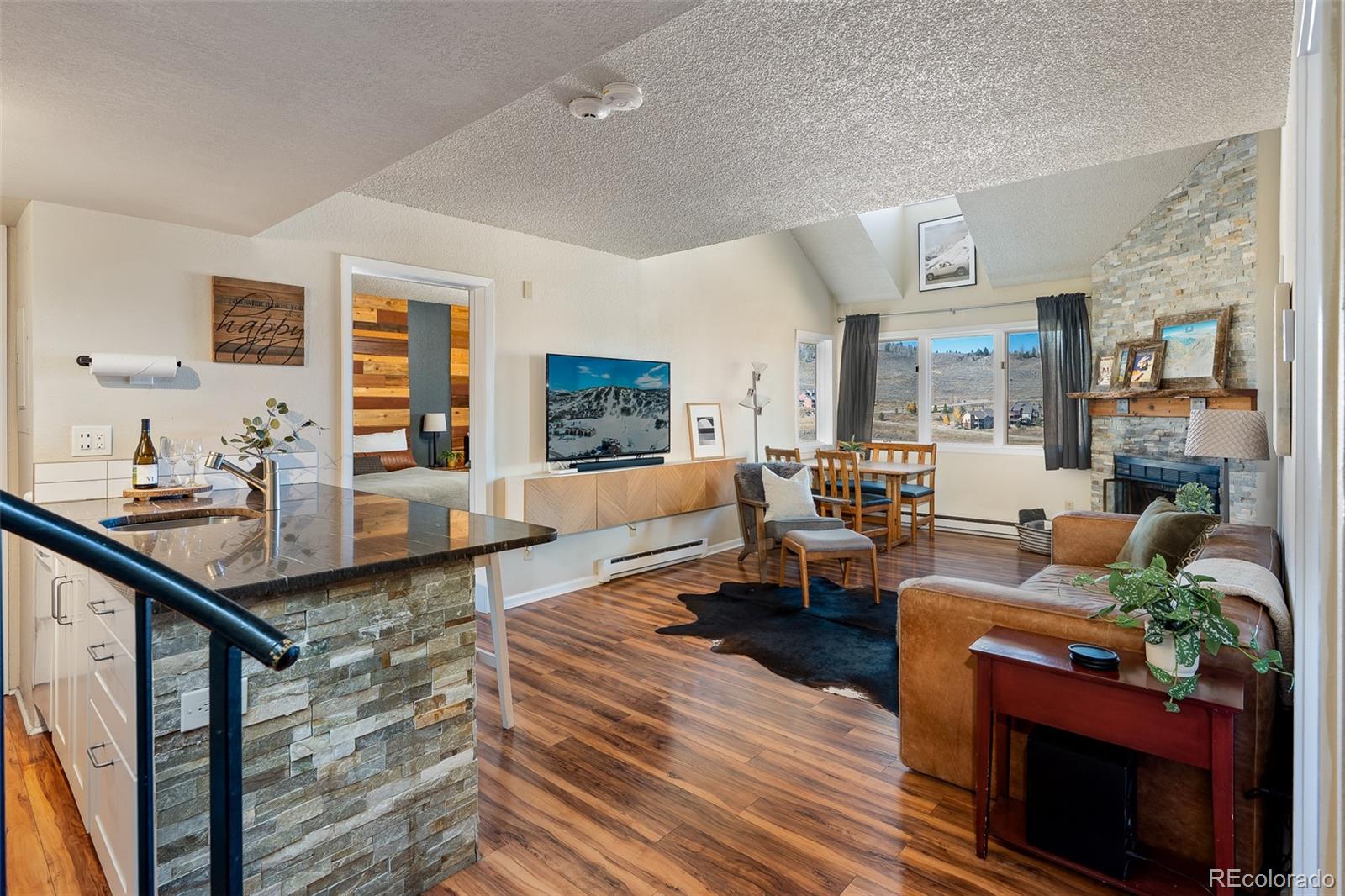 207 Lake Drive 1304