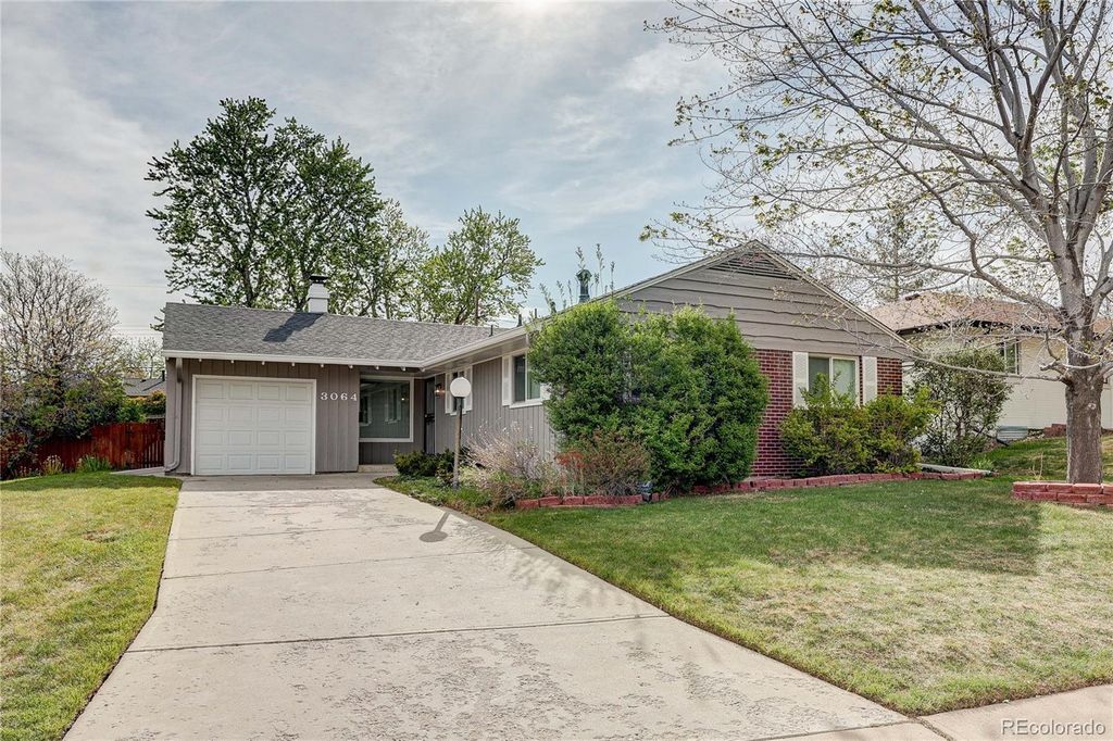 Photo of 3064 S Jasmine Street, Denver, CO 80222 (MLS # 1900332)