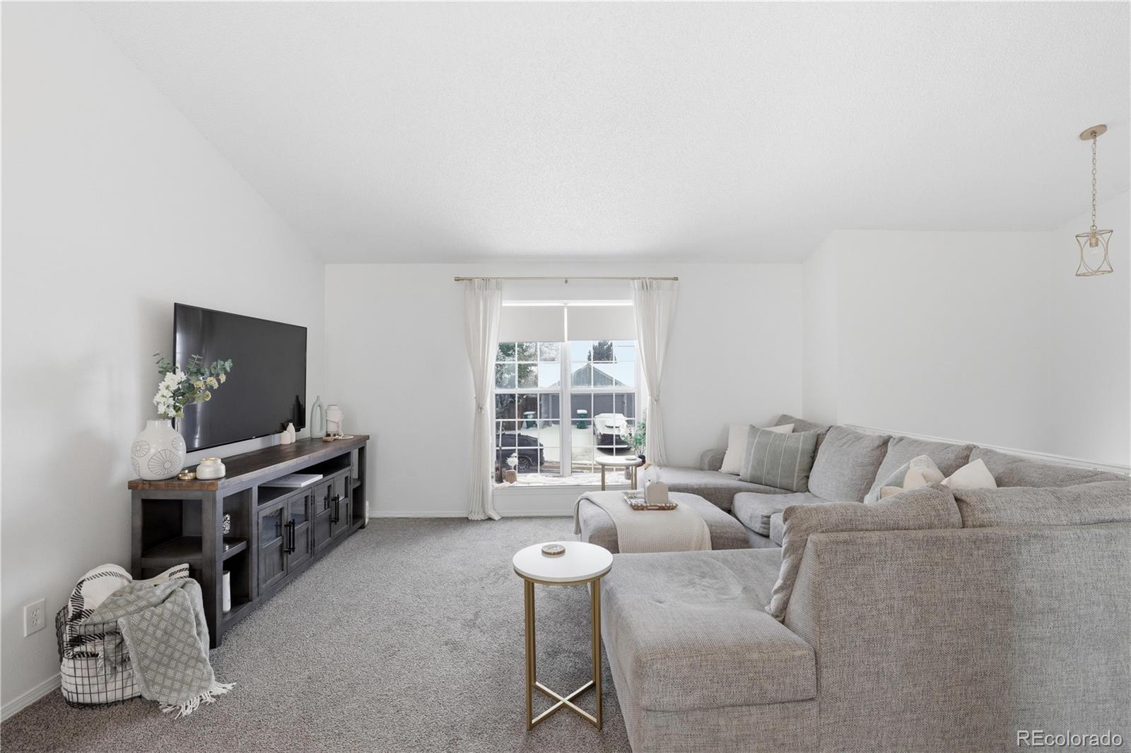 19661 E Bethany Drive