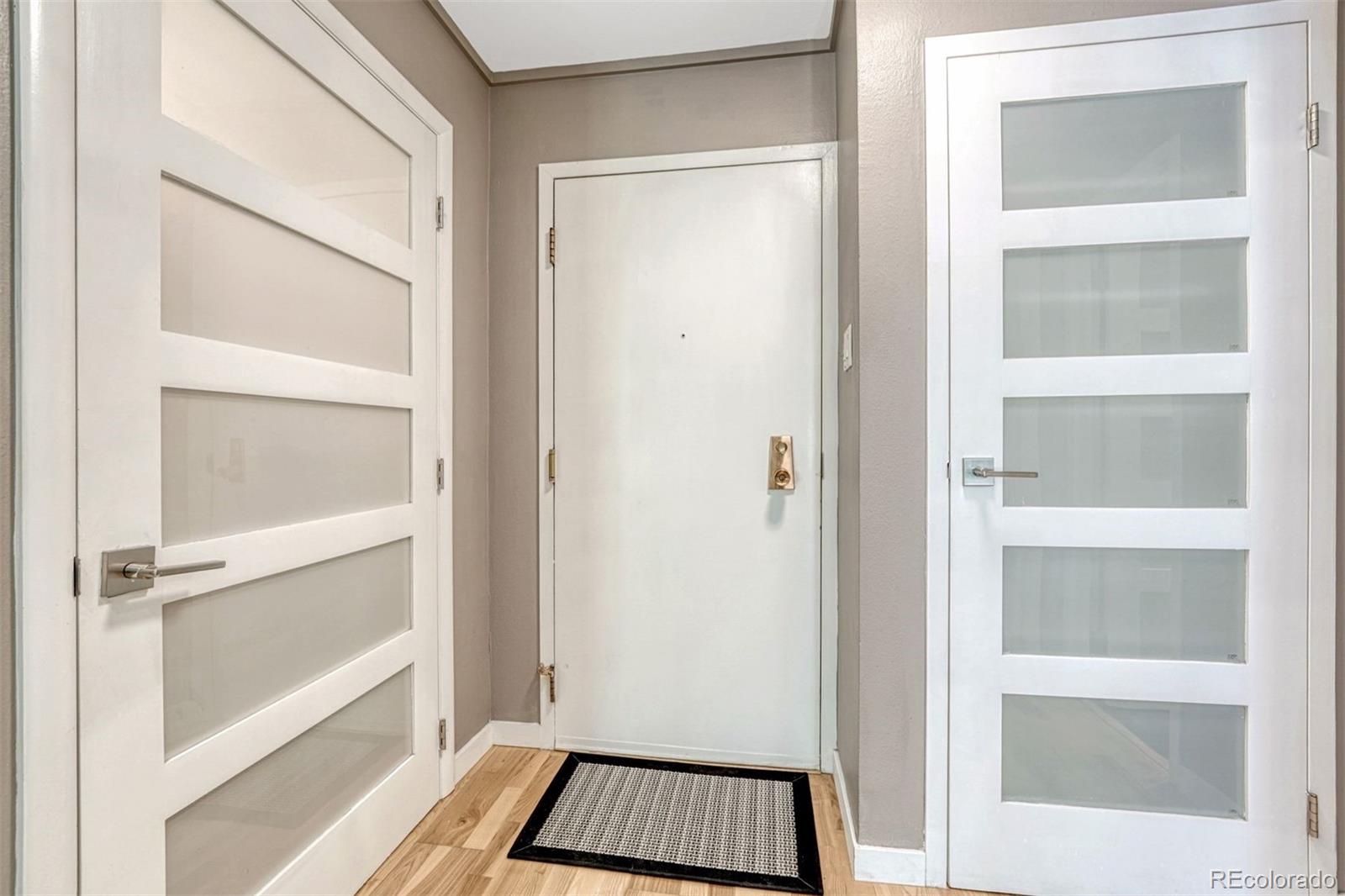 480 S Marion Parkway 305
