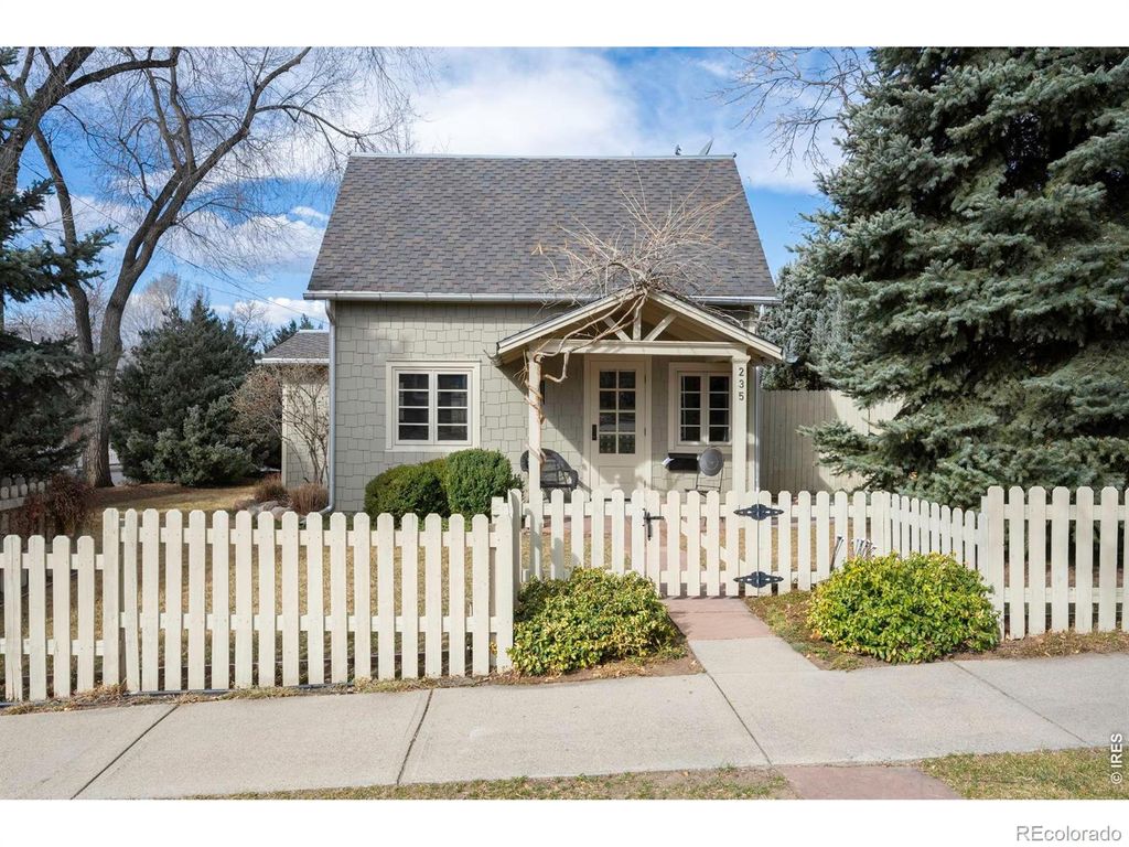 Photo of 235 Bowen Street, Longmont, CO 80501 (MLS # IR1053568)