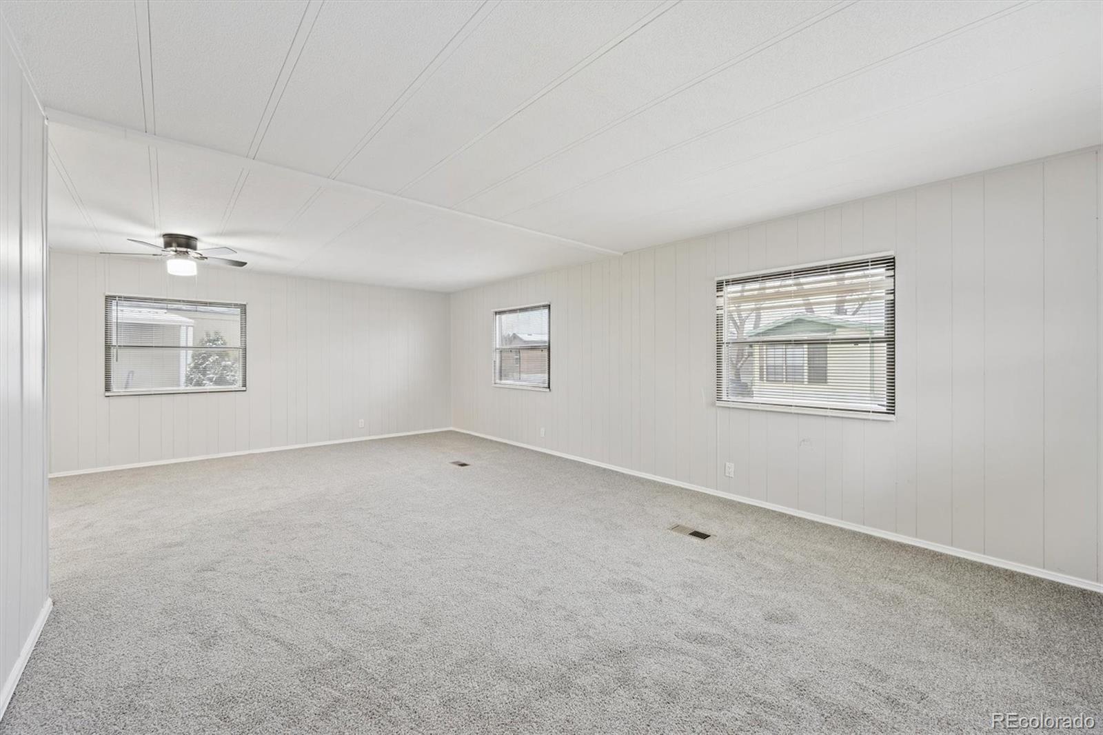 2885 E Midway Boulevard