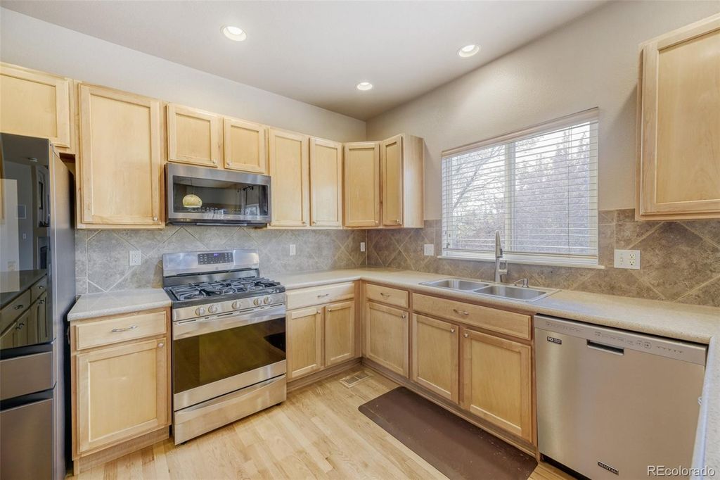 Photo of 10093 Eagle Valley Way, Highlands Ranch, CO 80129 (MLS # 6346726)