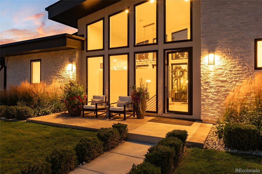 Photo of 15 Wilder Lane, Littleton, CO 80123 (MLS # 2213130)