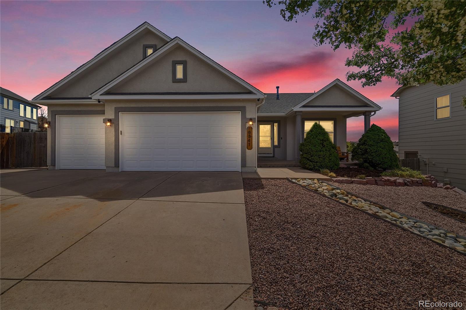6541 Whistle Bay