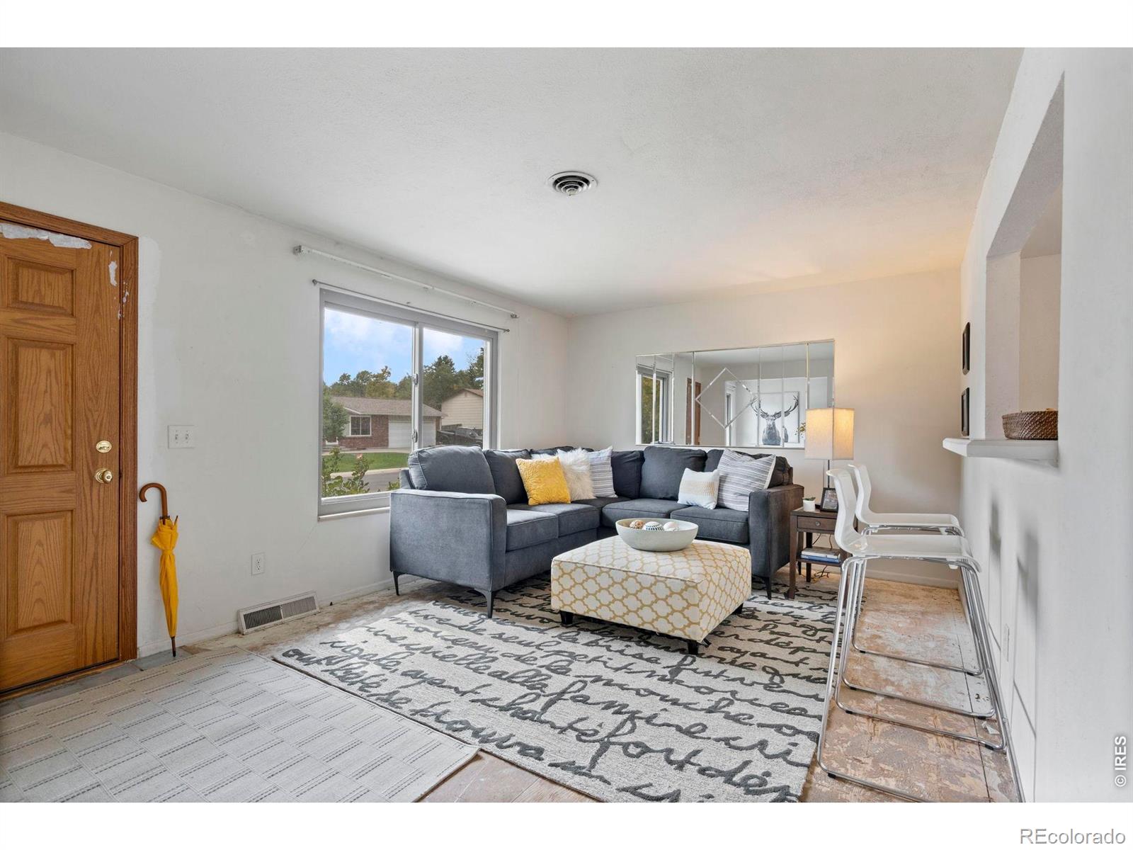 6235 W 78th Place