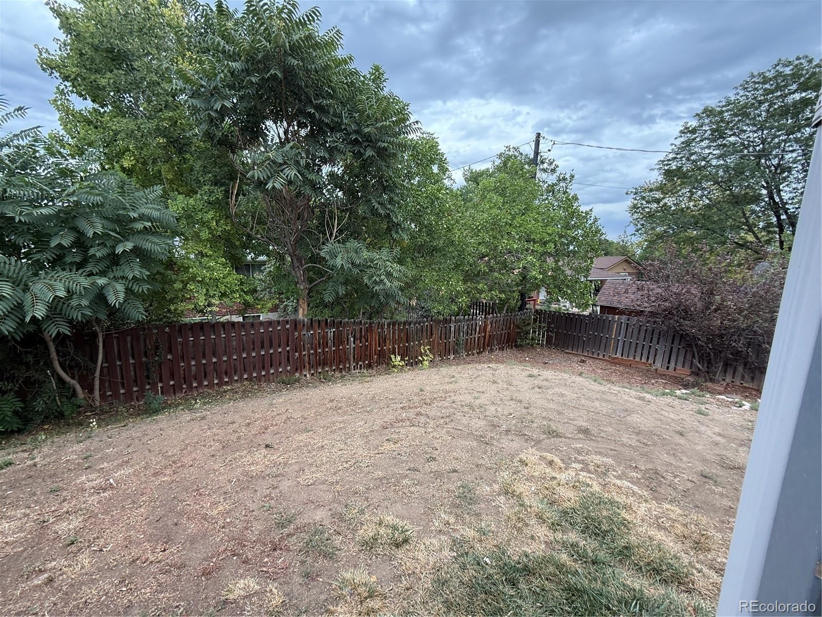 1714 S Urban Way