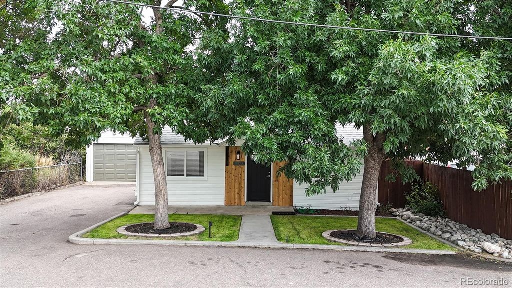 Photo of 1130 Orchard Street, Golden, CO 80401 (MLS # 8687551)