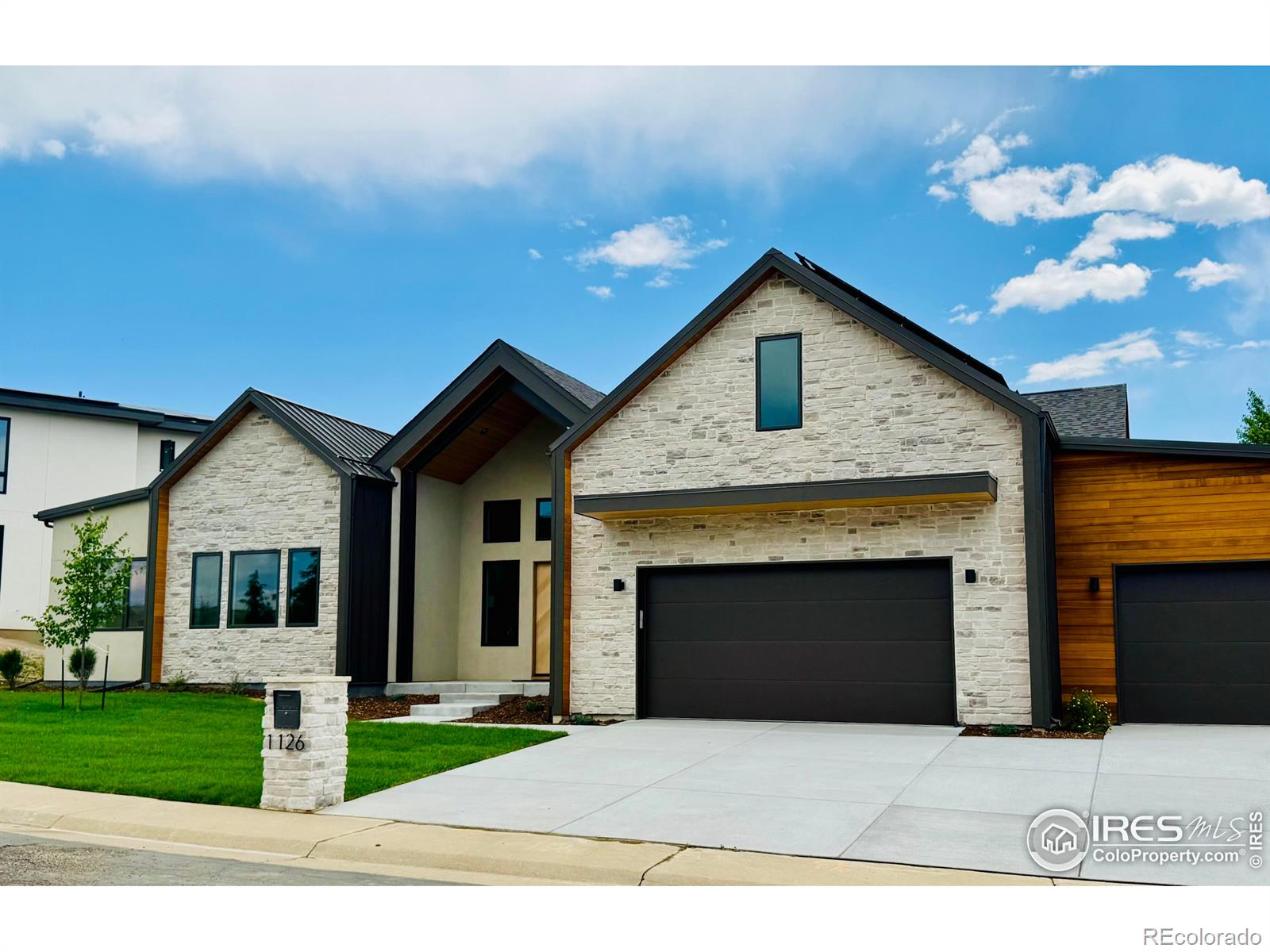 1126 W Enclave Circle