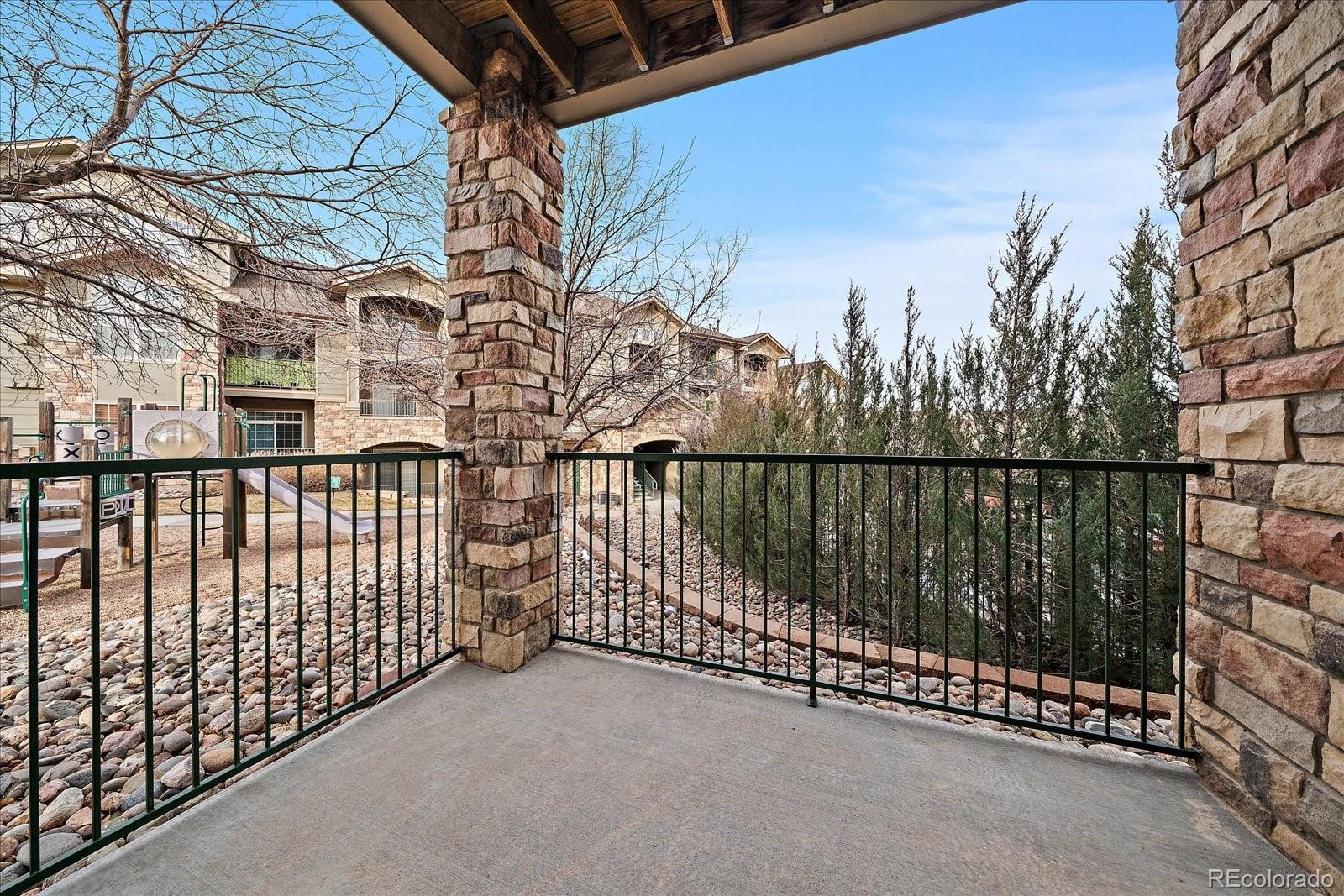 18611 Stroh Road 5-102