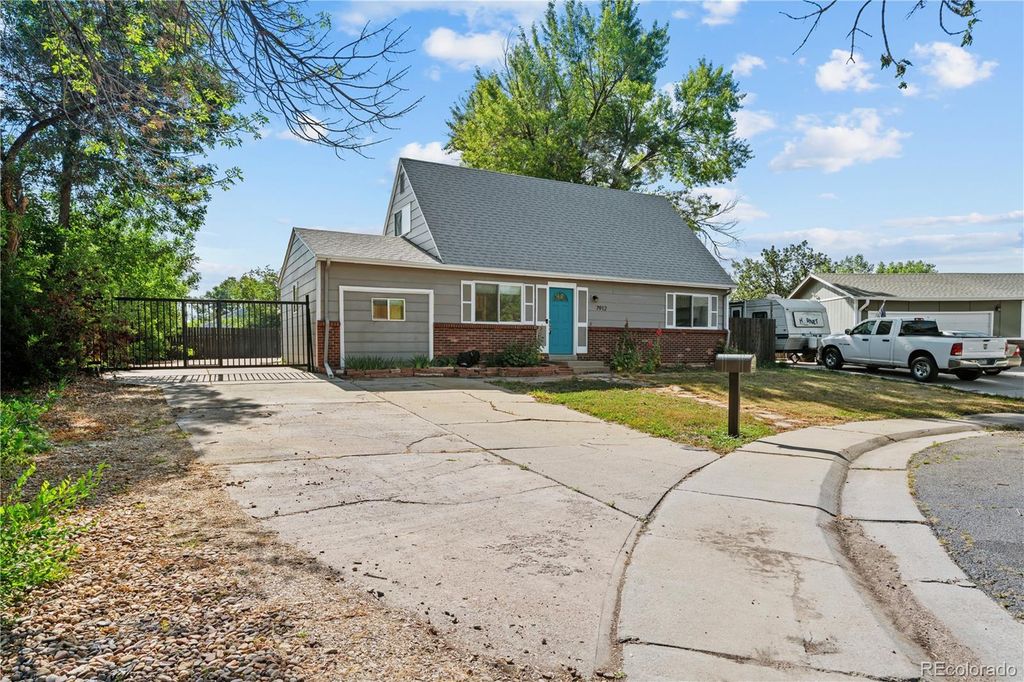 Photo of 7912 Depew Street, Arvada, CO 80003 (MLS # 7360808)
