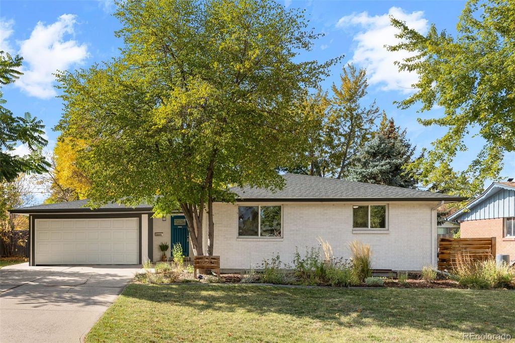 Photo of 1625 S Ammons Street, Lakewood, CO 80232 (MLS # 5543141)