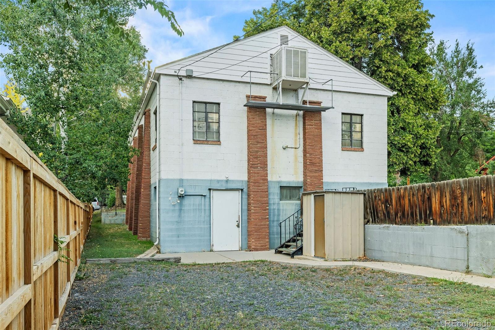 3090 7th Street