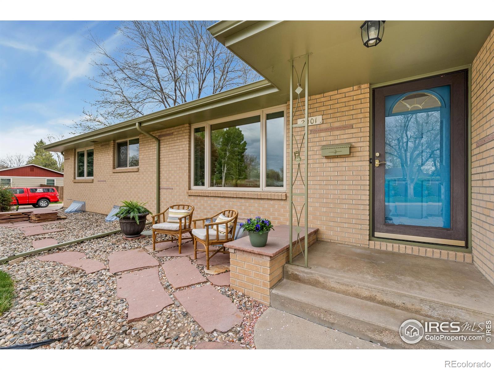 2001 Cameo Avenue