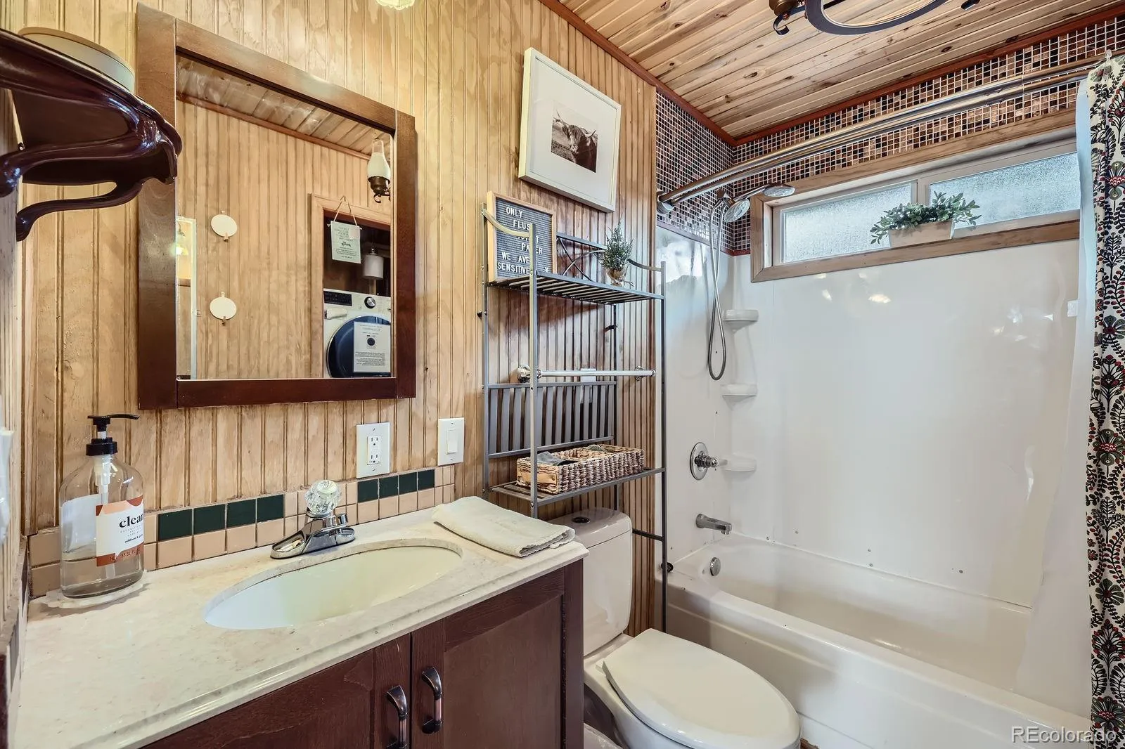 Jefferson, Colorado 80456, United States, 2 Bedrooms Bedrooms, ,1 BathroomBathrooms,Residential,Active,121730