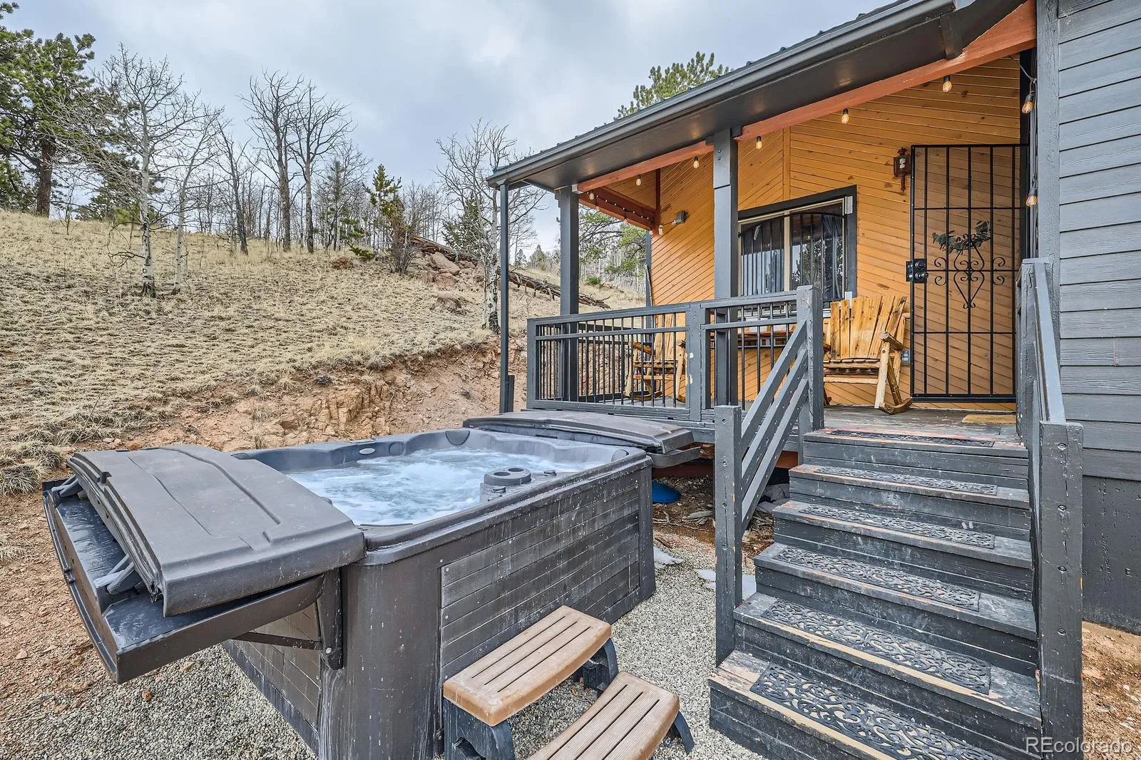 Jefferson, Colorado 80456, United States, 2 Bedrooms Bedrooms, ,1 BathroomBathrooms,Residential,Active,121730