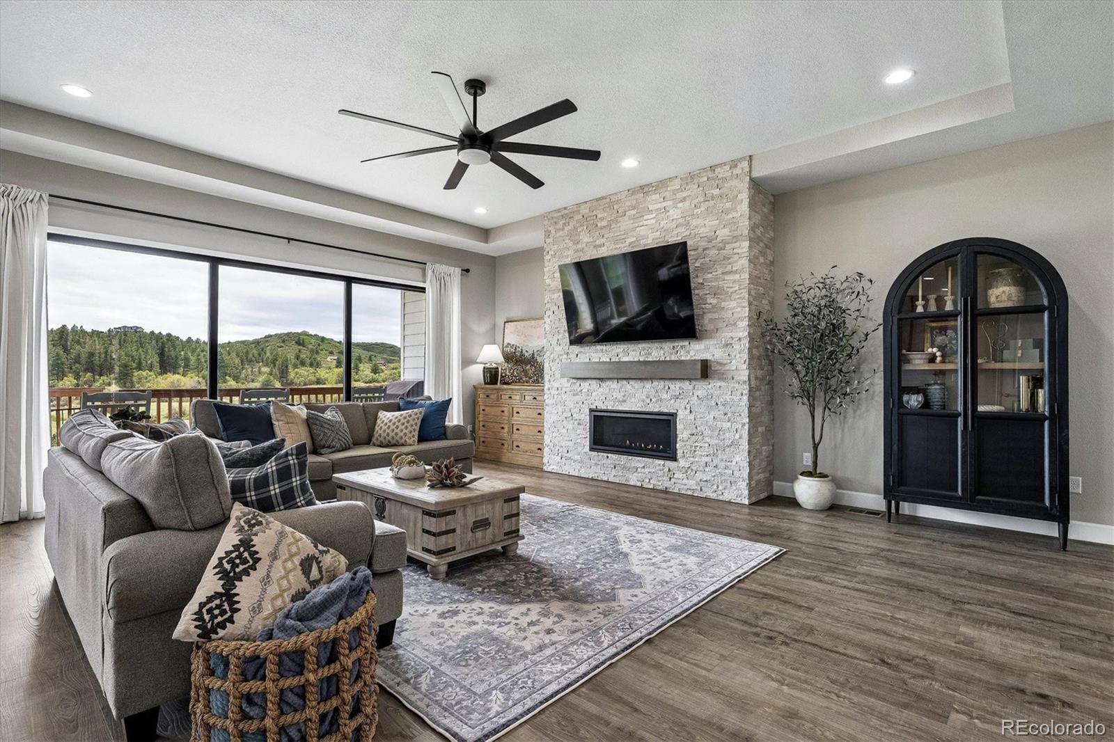 6014 Missoula Trl, Castle Rock, CO, 80108, USA, 5 Bedrooms Bedrooms, ,4 BathroomsBathrooms,Residential,Contingent,6014 Missoula Trl,5209838