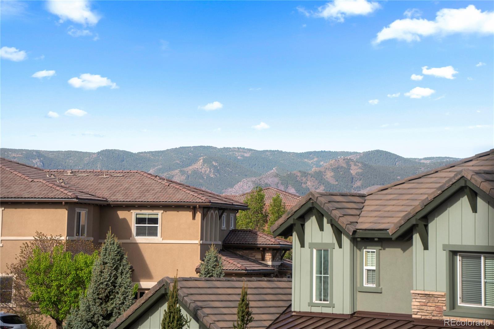 201 Maplehurst Point