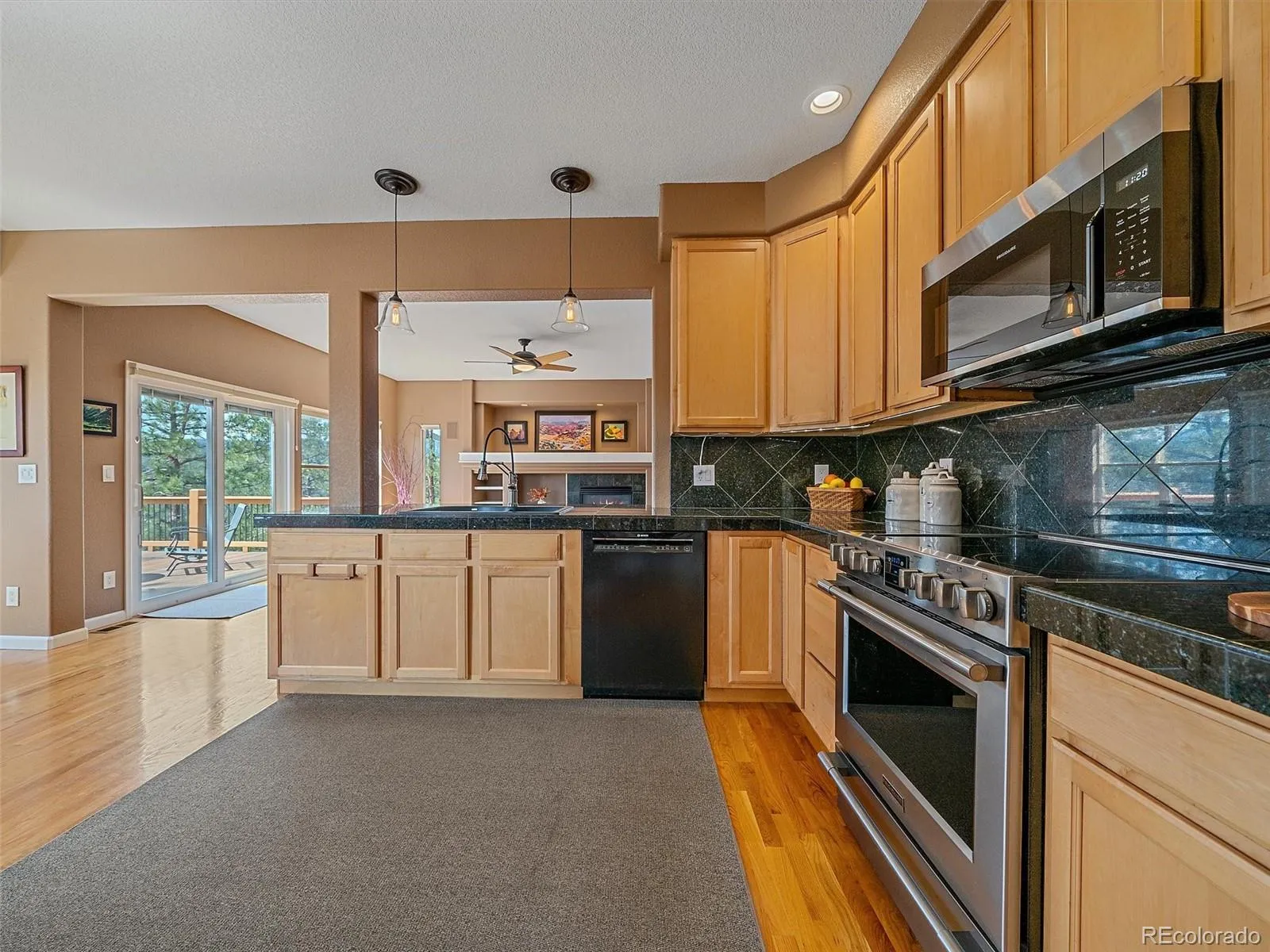 Evergreen, Colorado 80439, United States, 4 Bedrooms Bedrooms, ,4 BathroomsBathrooms,Residential,Pending,115246