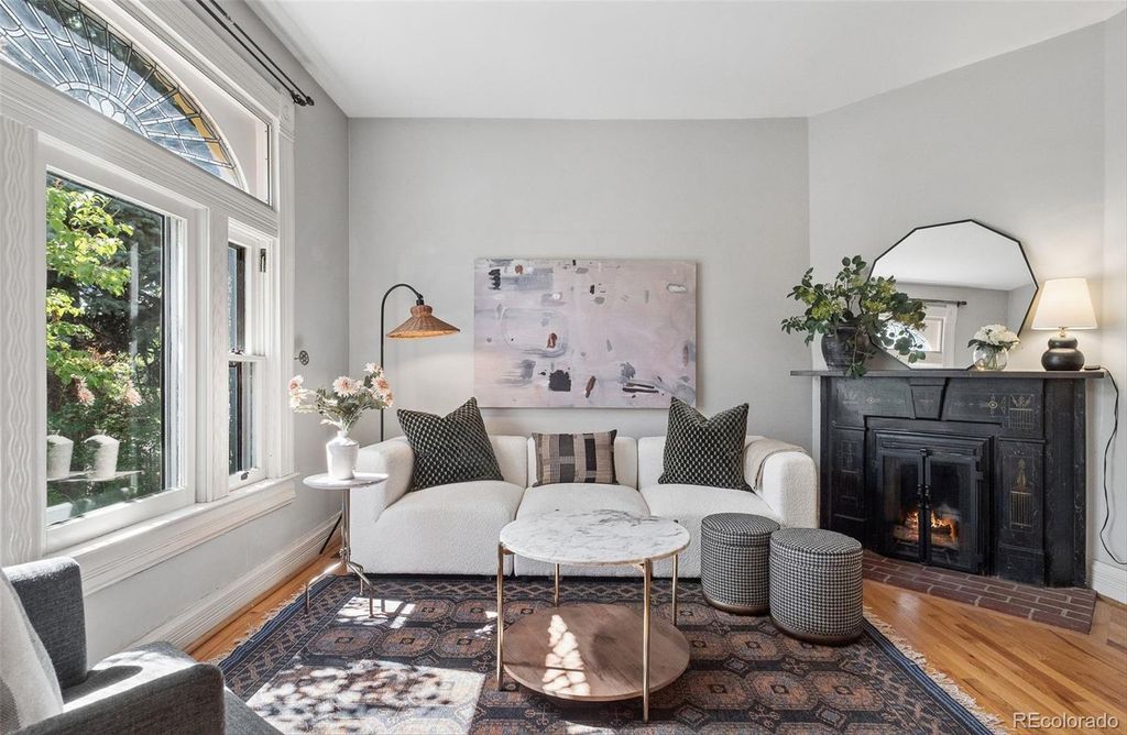 Photo of 1157 Elizabeth Street, Denver, CO 80206 (MLS # 1622767)