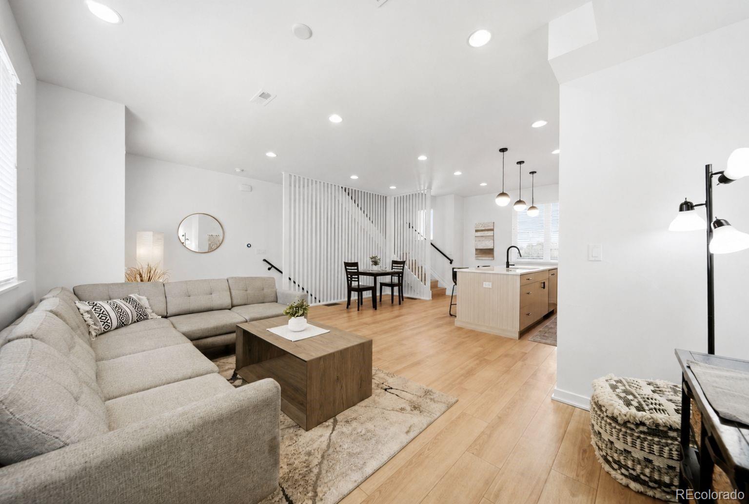 3101 W 47th Avenue 15