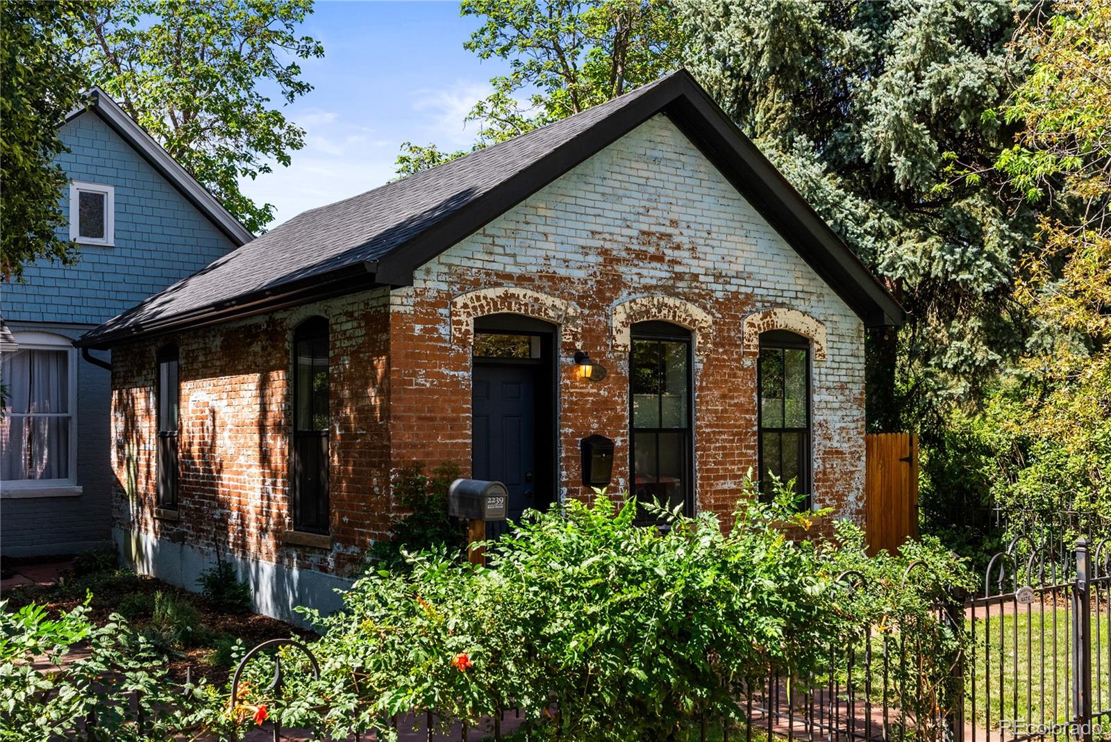 2239 N Clarkson Street