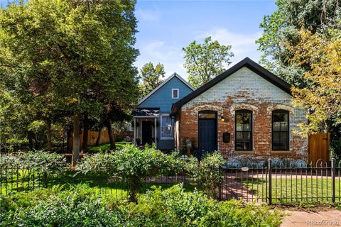 Photo of 2239 N Clarkson Street, Denver, CO 80205 (MLS # 9531589)
