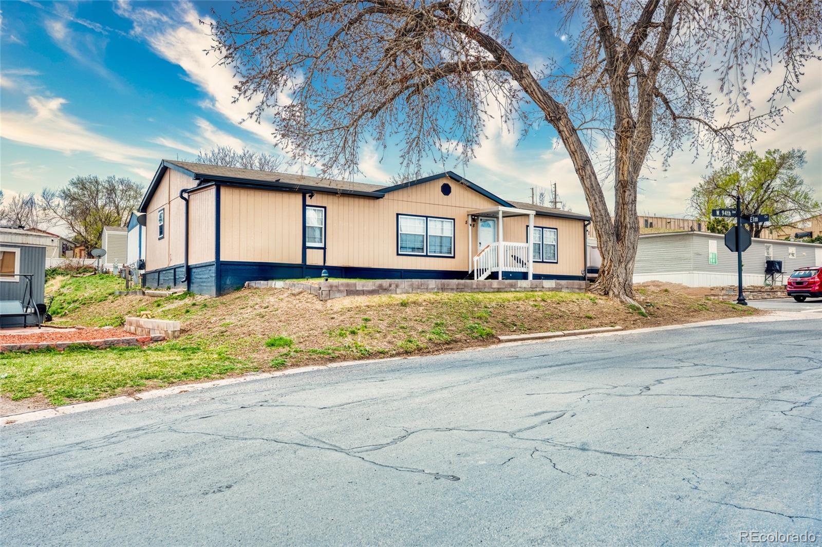 9400 EL Court