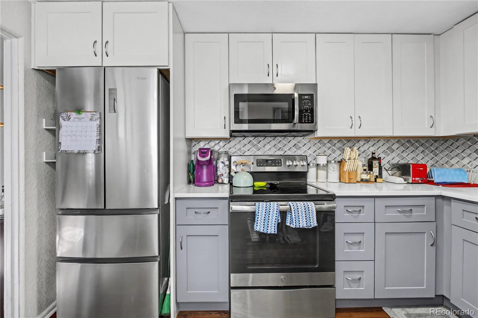 2460 S Lafayette Street