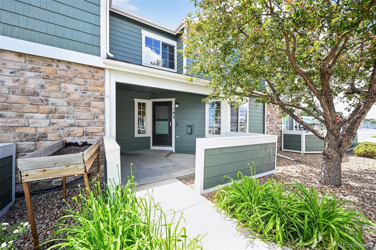 2501 Cutters Circle 102