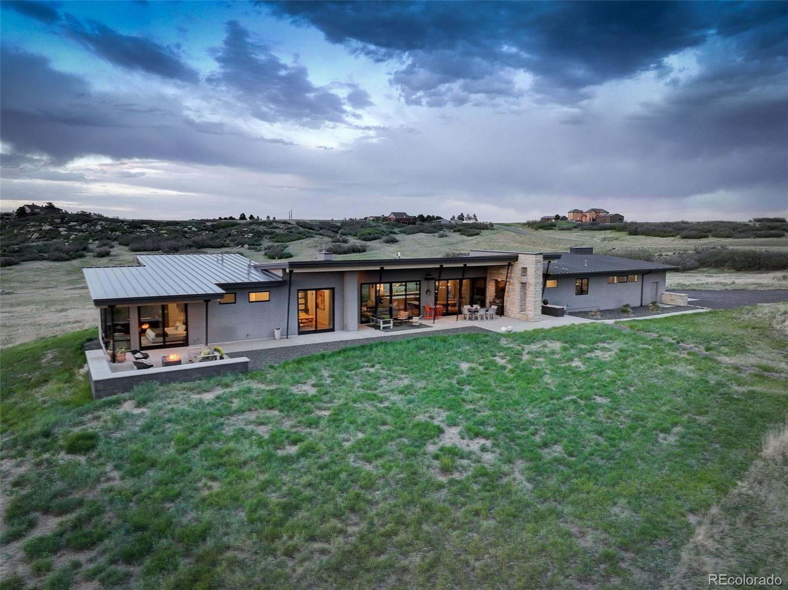 7675 Fox Glen Drive