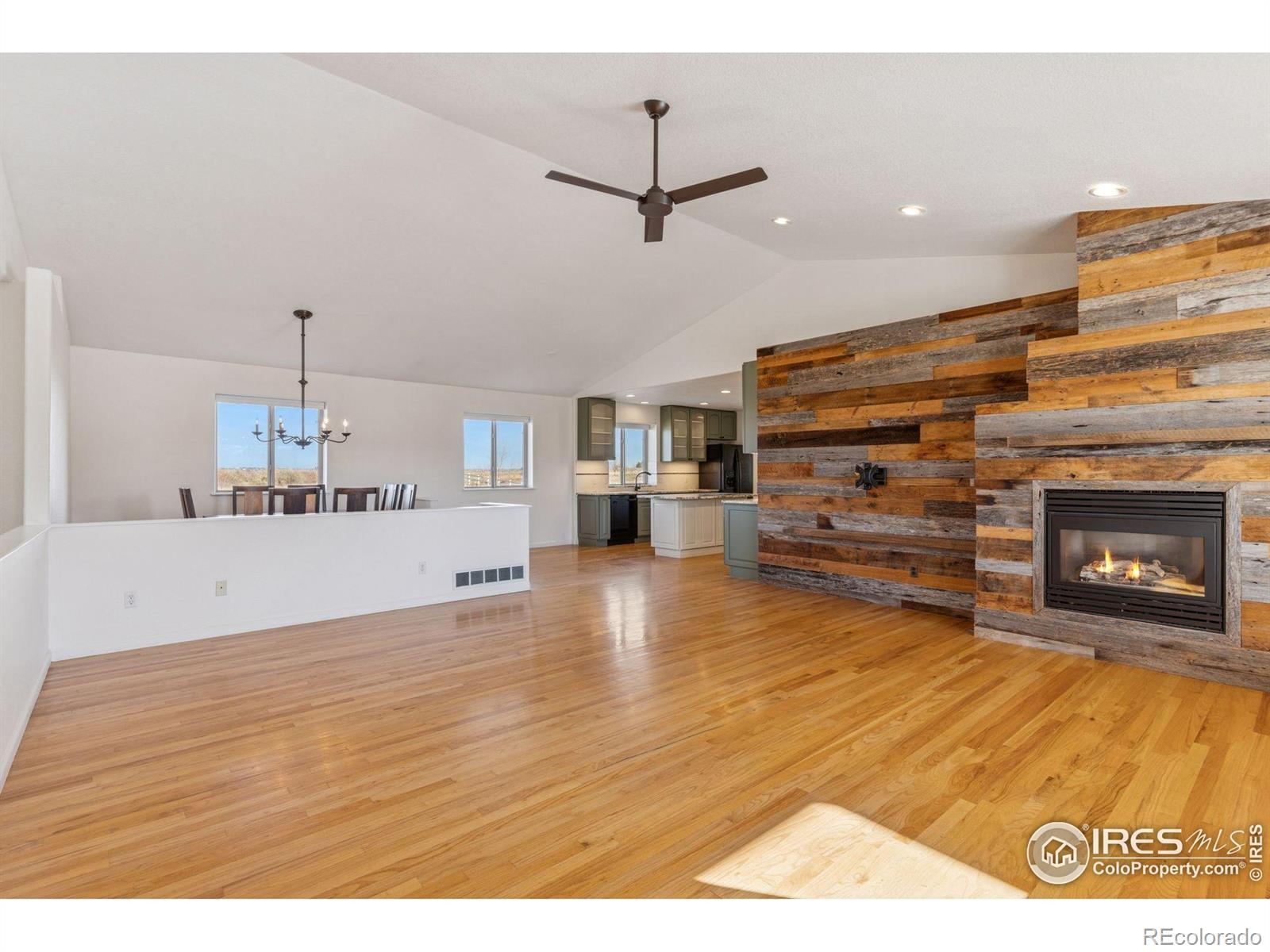 15460 Kingston Street