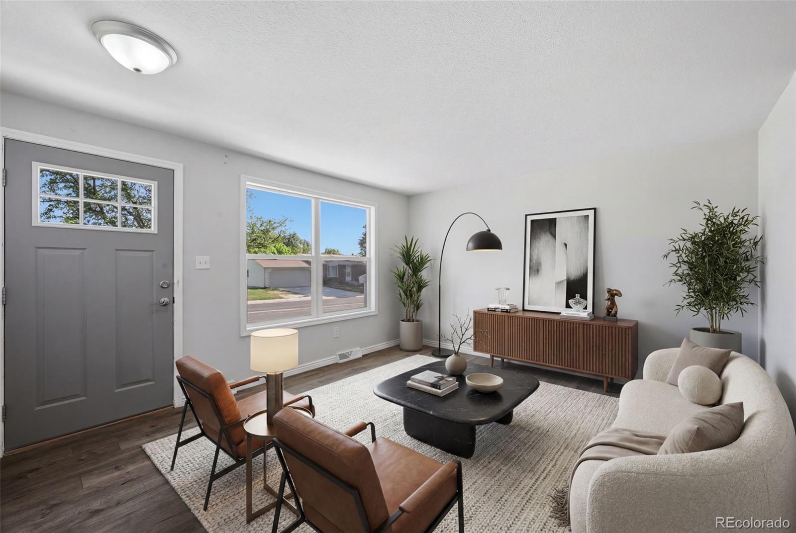 6160 W 77th Place