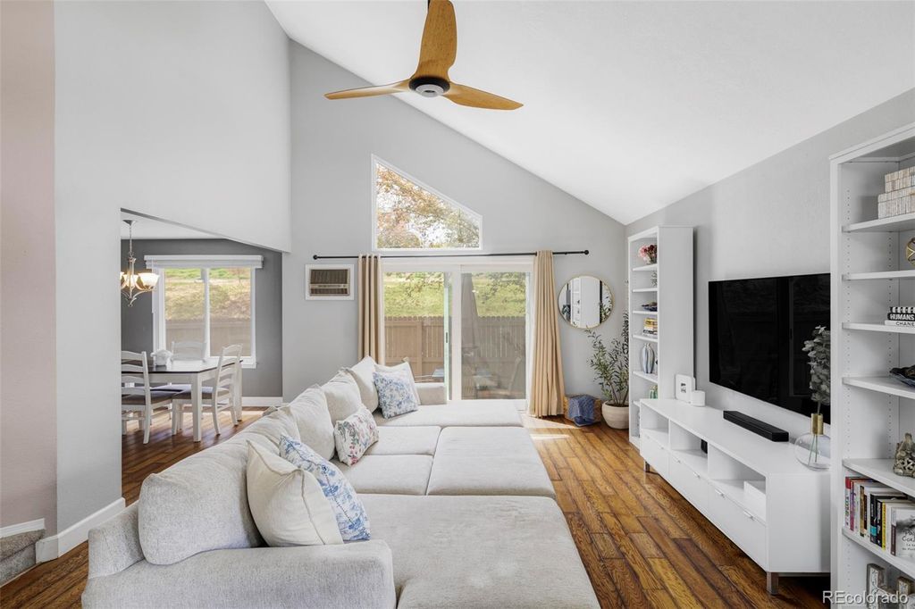 Photo of 552 W Jamison Place, Littleton, CO 80120 (MLS # 8477682)