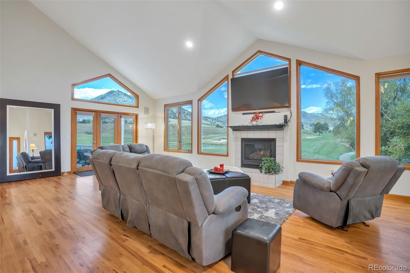 5203 Golf Course Drive