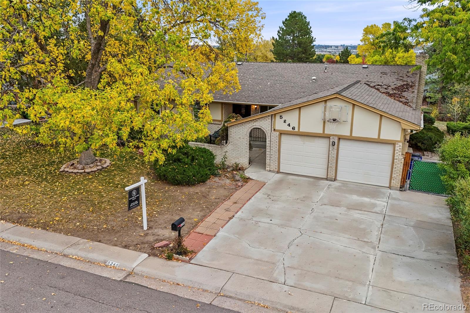 5246 S Perry Court