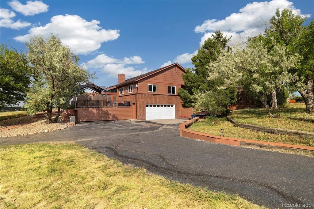 Photo of 7390 S Liverpool Street, Centennial, CO 80016 (MLS # 4587329)