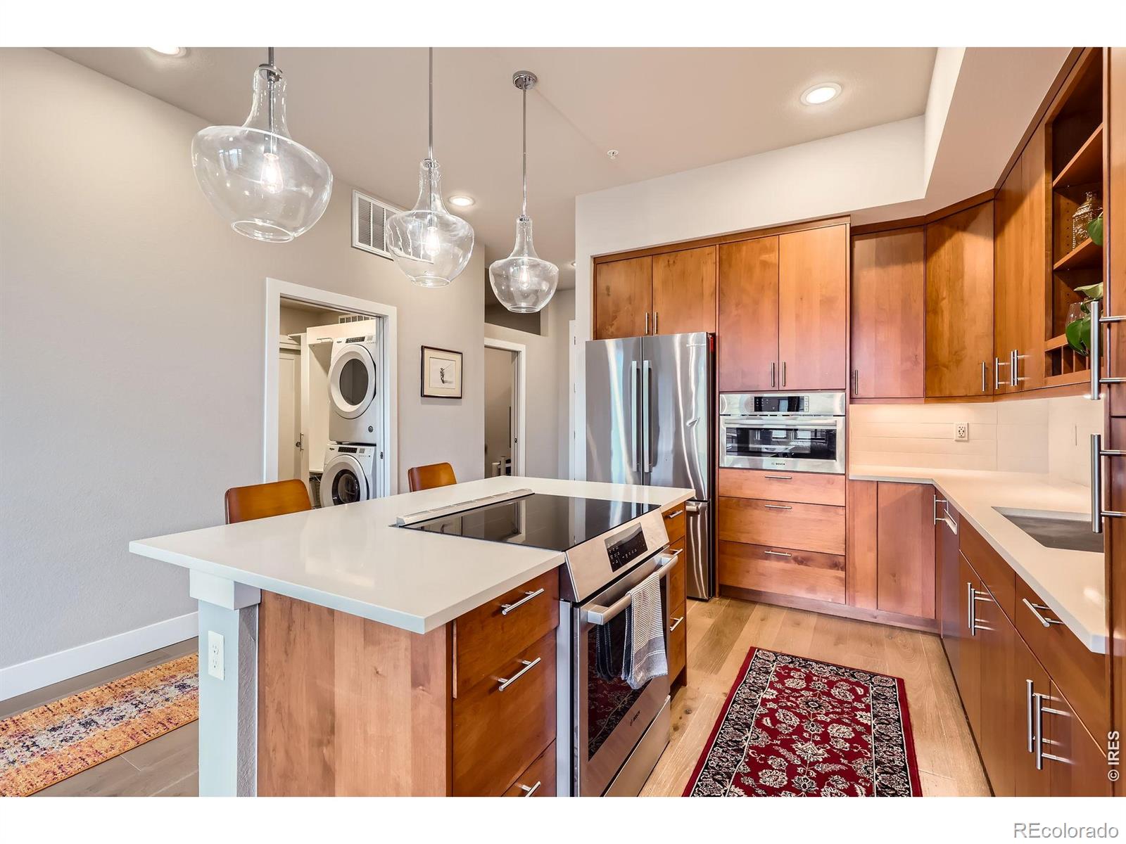 6618 E Lowry Boulevard 307