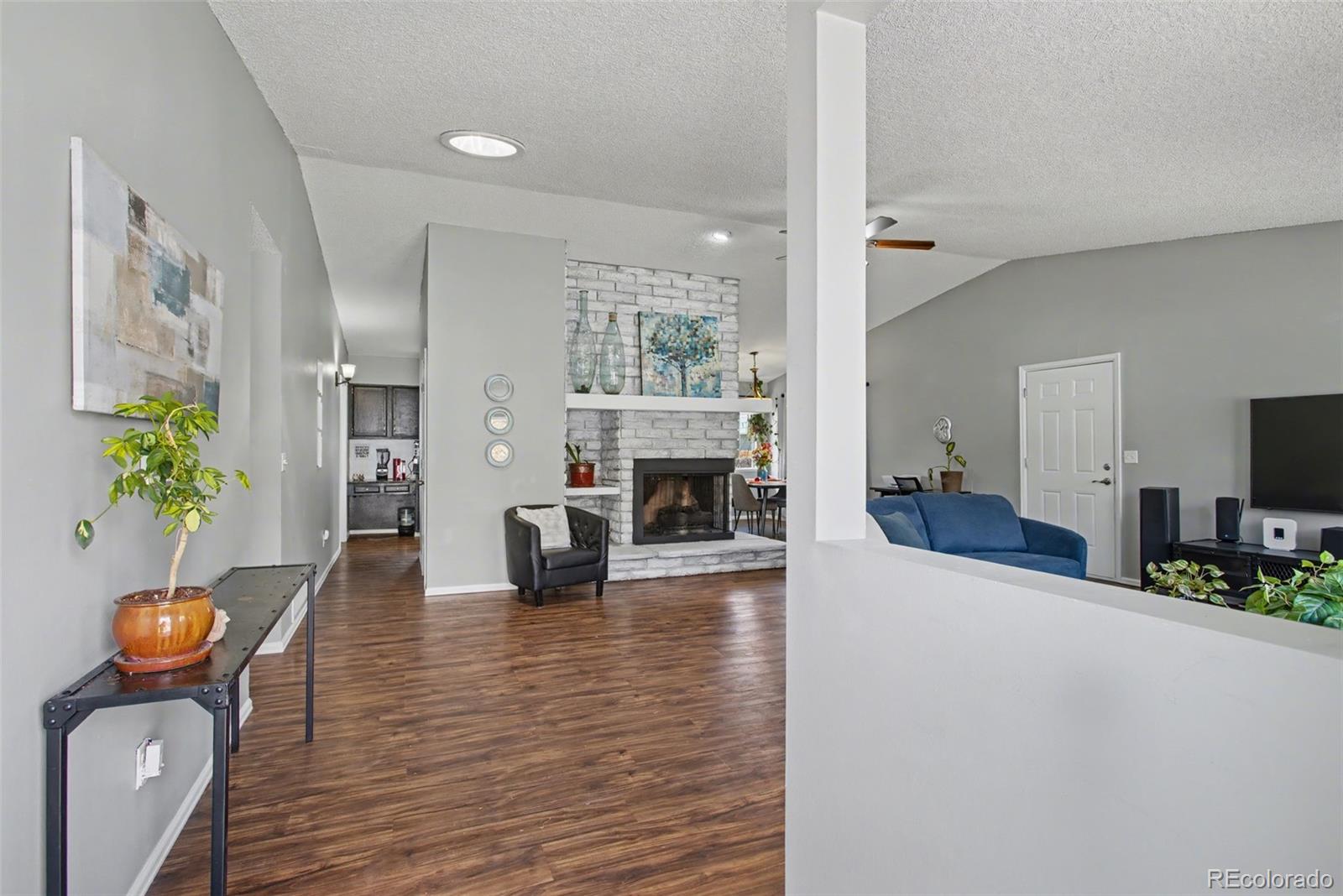 5250 Mule Deer Drive