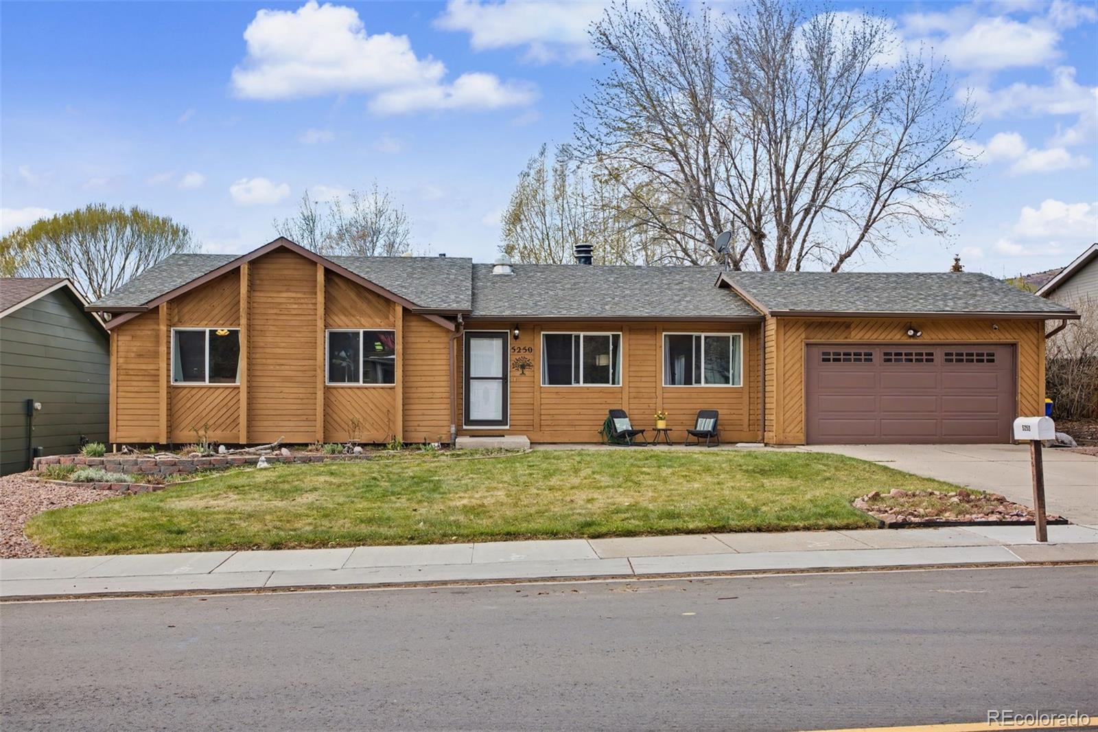 5250 Mule Deer Drive