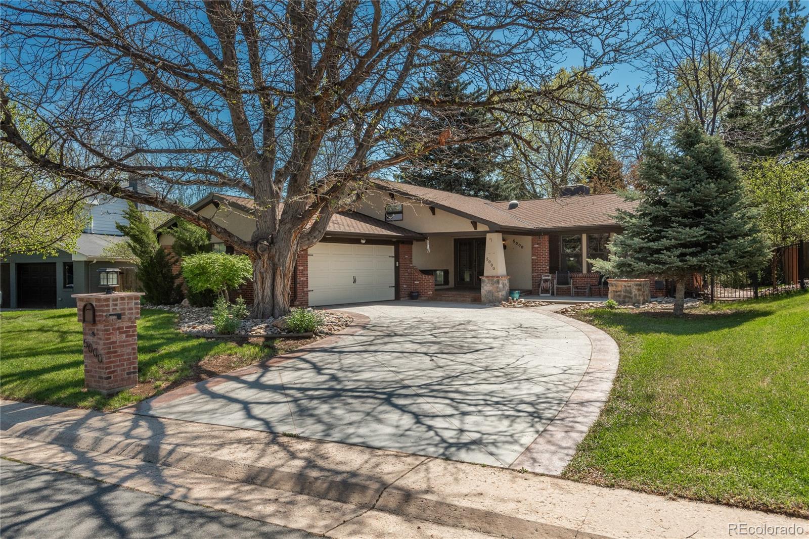 5000 S Chester Street